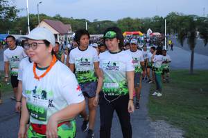 BIB: 
                            <button type="button" onclick="openModal(3631167)" class="btn btn-primary btn-sm float-right btn-popup" data-toggle="modal" data-target=".modal-high-quality">
                        <i class="fas fa-shopping-cart"></i> Add to Cart
                    </button>
                                            <button type="button" onclick="isThisMe(3631167, true)" class="btn btn-success btn-sm float-right btn-popup btn-isme hidden" data-toggle="tooltip" data-placement="bottom" title="นี่คือรูปของคุณใช่ไหม คลิกที่นี่เพื่อเอาเข้าอัลบั้ม">
                        <i class="fas fa-plus"></i> Add to album
                    </button>
                    <button type="button" onclick="isThisMe(3631167, false)" class="btn btn-warning btn-sm float-right btn-popup btn-isnotme hidden">
                        <i class="fas fa-ban"></i> Remove from album
                    </button>